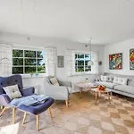 Arntraud - 500m From The Sea By Interhome *