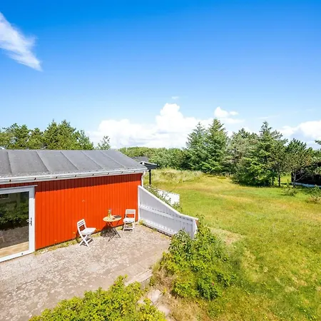 Arntraud - 500m From The Sea By Interhome