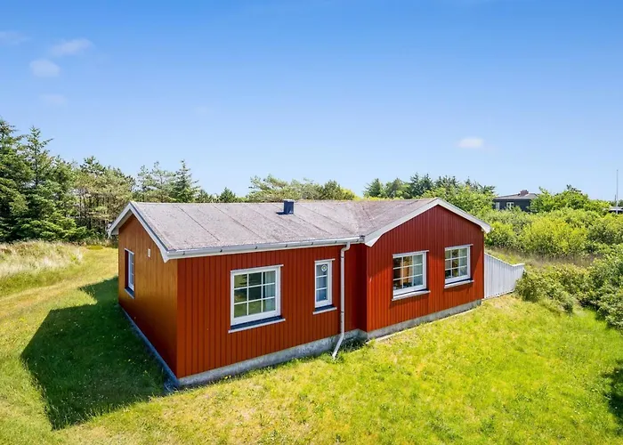 Arntraud - 500m From The Sea By Interhome *